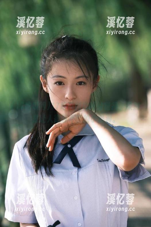 17吃瓜网 17吃瓜网官网的链接,果然是让人欲罢不能的小黑洞。