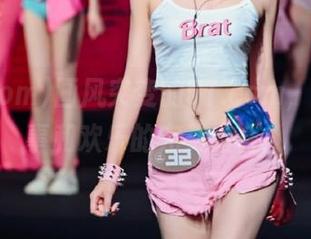 画风突变的51.com，分享奇事和欢乐的完美结合！