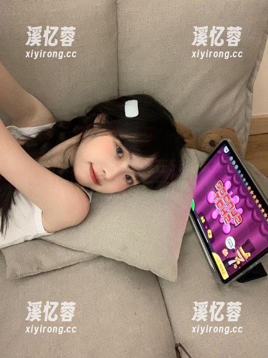 今天的瓜又是在51吃瓜找的，网址换得让我有点跟不上节奏啊！