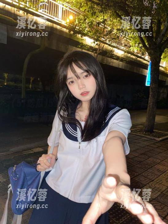 51吃瓜 51吃瓜网站正好在嘴边,首页内容满满的,全是不想走开的瓜。