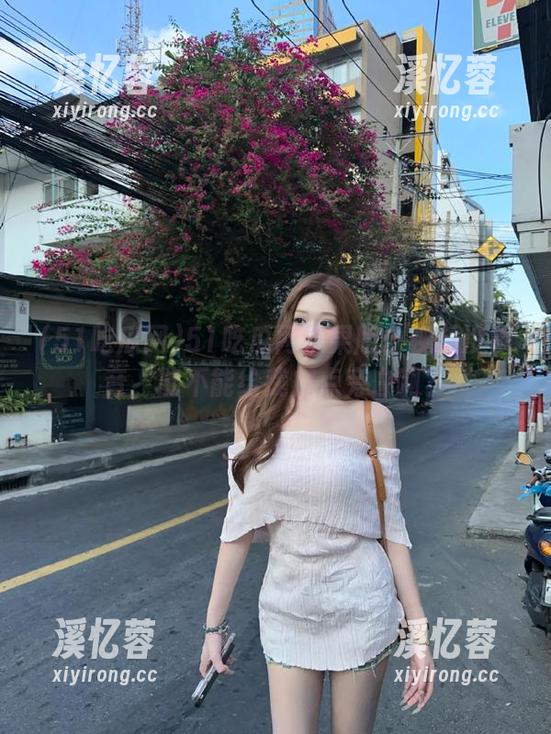 51吃瓜网苹果版：视频没声音，能不能给我加点旁白啊？