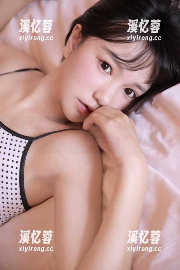哇，51吃瓜网ios今天的“瓜”太重，脖子都酸了