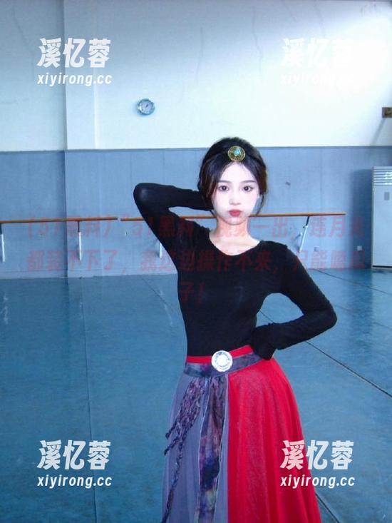 51黑料 “51黑料”视频一出,连月光都装不下了,我这边操作不来,只能嗑瓜子!
