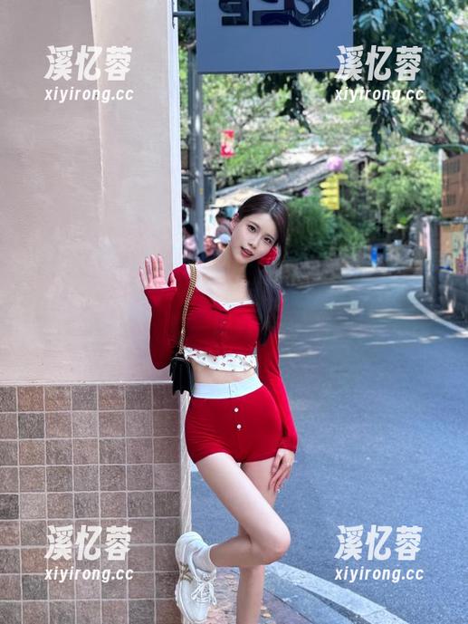718.sx 在718.sx,免费吃瓜网红的隐私一网打尽!