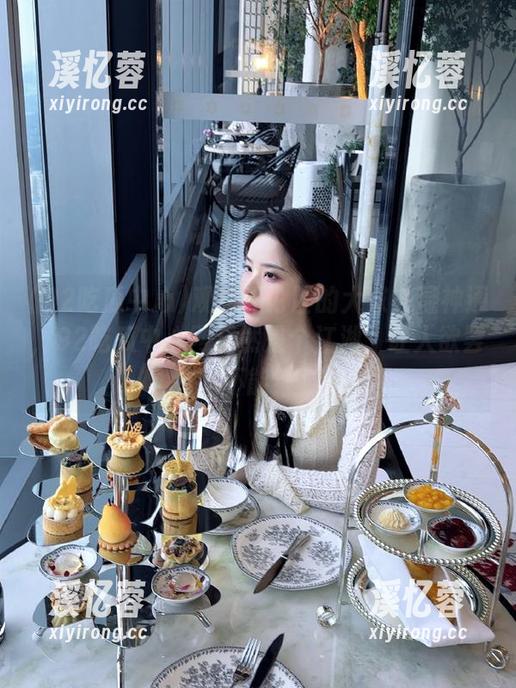 92吃瓜中心 观看评论区的大家各显神通,92吃瓜中心网果然是个江湖,让人欲罢不能!