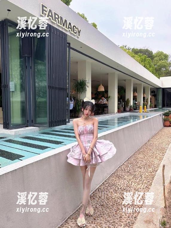 用“hlw”app追热点，心情好时点开，不好时干脆删掉吧！
