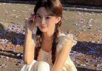 别问我从哪儿来，下载zztt11就能一探究竟啊！