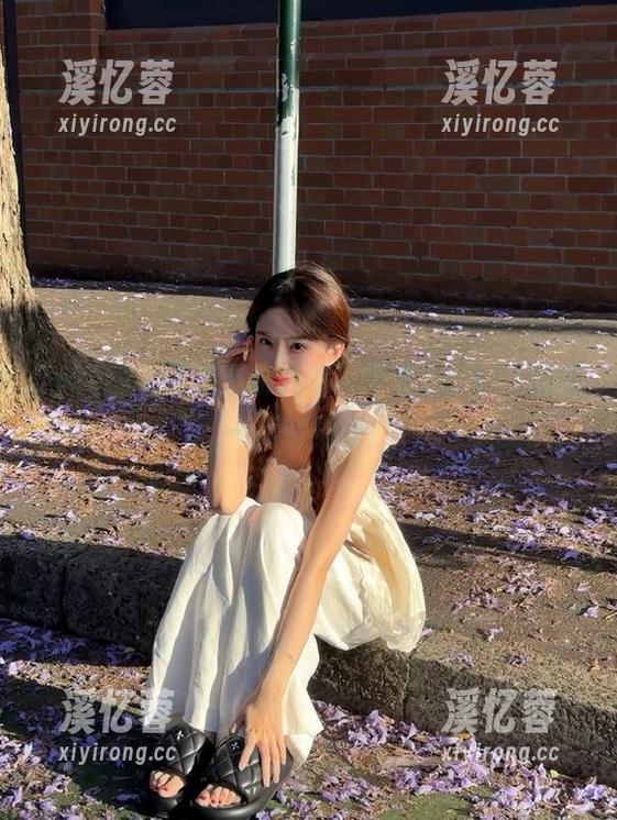 别问我从哪儿来，下载zztt11就能一探究竟啊！