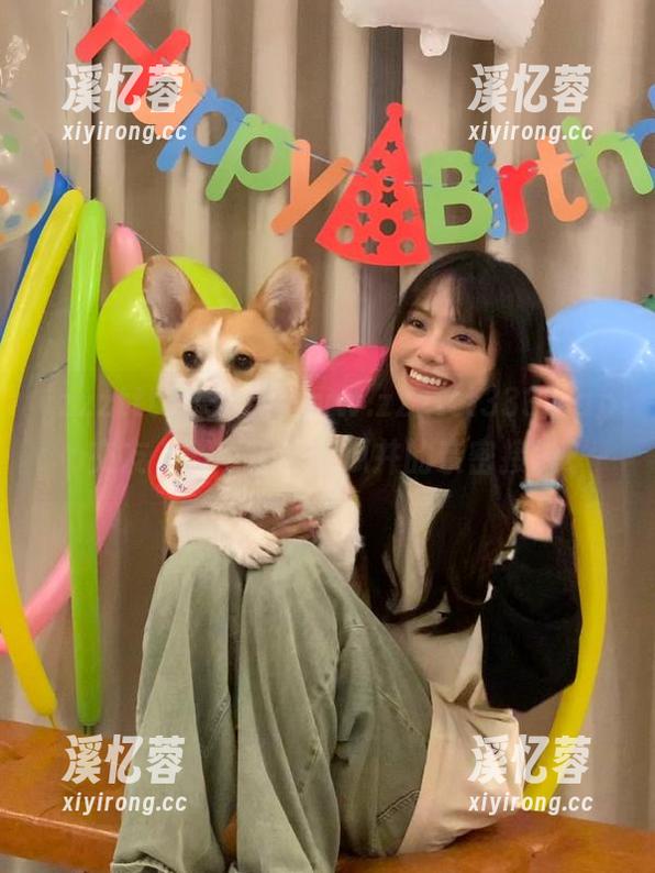 zzzttt333 用www.zzzttt333的app交友,算不算是薅瓜井的亲密接触?