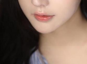娜娜的今天在五一吃瓜网页上流连忘返，一不小心又刷了好久，哈哈！