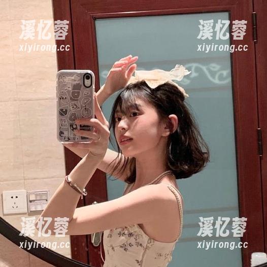 五一吃瓜网 说好的五一吃瓜网入口呢?点了半天就想,入口的设计也太基础了,不是该再动动脑吗?