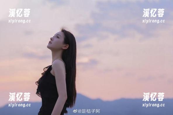 今日吃瓜 “今日吃瓜”导航,带你潜入无尽的瓜田,人总是有被吸引的时候呢。