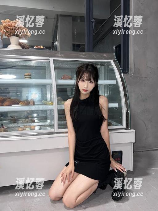 冲哥精选 冲哥精选黑料,直言手牵手永不迷路,谁会在黑暗中跳舞呢?