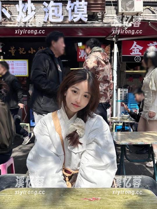 吃瓜网 在吃瓜网,线路一条接一条,欢迎来到无烦恼‘天堂’邀请你就座