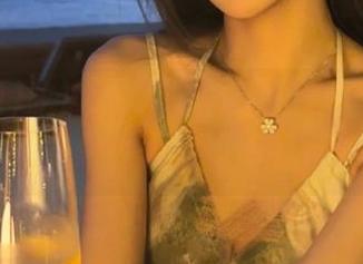 吃瓜网今天的线路更新得挺频繁，心急想看大瓜却停不下来…