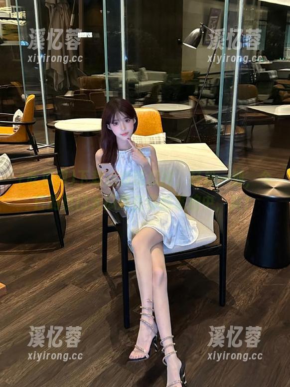 吃瓜网 下载这款吃瓜网,轻松一划,今日的热门大瓜尽在你的掌控中,爽!