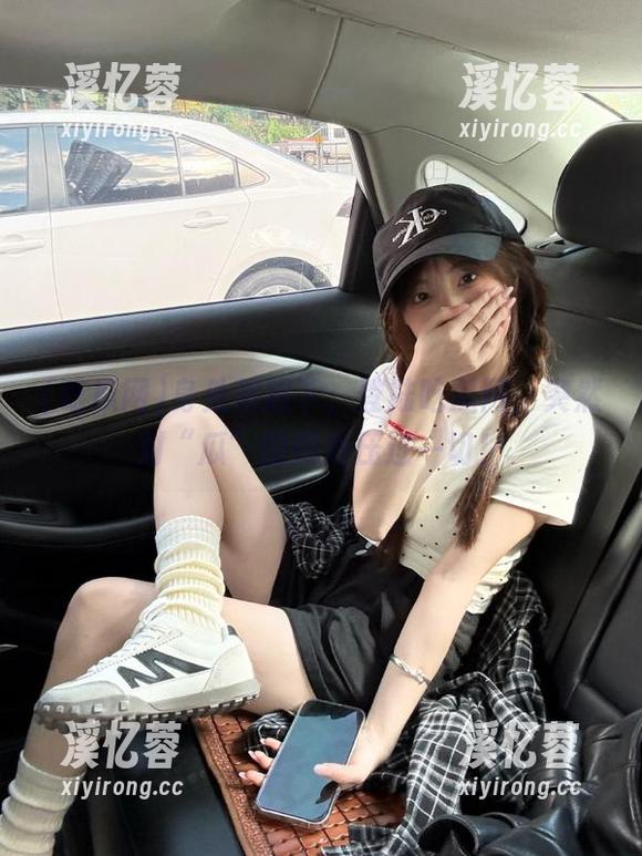 吃瓜网 身处朝阳下,登陆吃瓜网,突然对“瓜”的热爱压过一切!