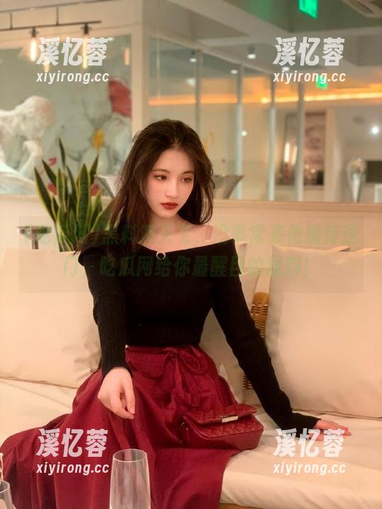 吃瓜网 黑料满天飞,没事常来依据传送门,吃瓜网给你最醒目的猛料!