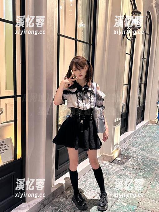 吃瓜网址 从今天起,下载这款吃瓜网址,紧盯抖音网红动态不放过!