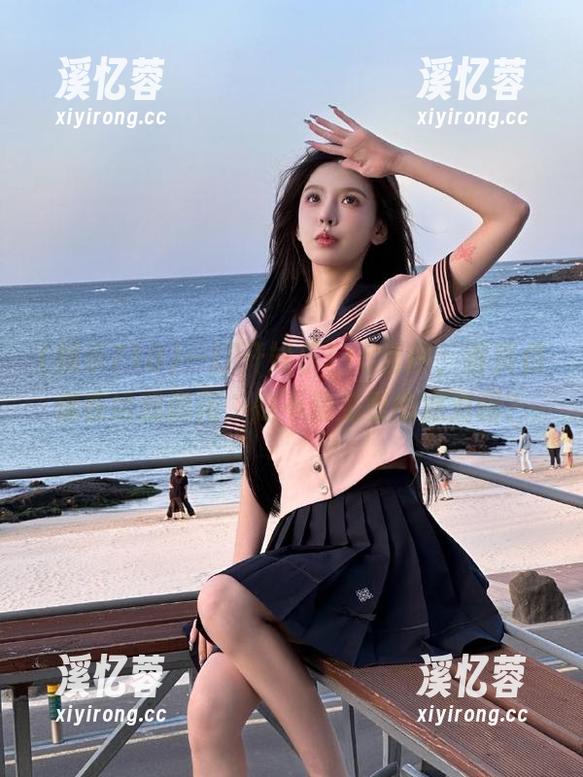娱乐718 一打开娱乐718官网,首页仿佛在给我撒花,是不是免费的派对啊?