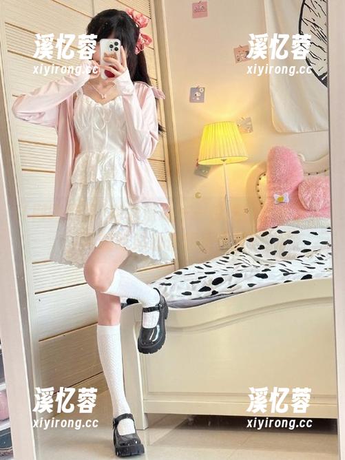网曝吃瓜 向右滑动——传送门在等你,网曝吃瓜助你娱乐升级!