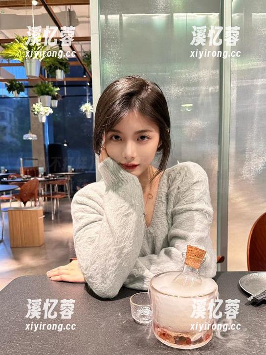 黑料不打烊 每次划开黑料不打烊app,我总能收获一些‘惊天动地’的瓜哦!