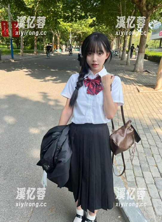 黑料不打烊 黑料不打烊官网:求个群二维码,可惜我手残,两次扫错了