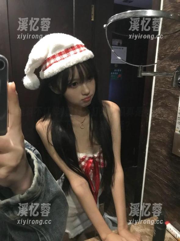 黑料不打烊 黑料不打烊的瓜真是看得我停不下来,真想说话?
