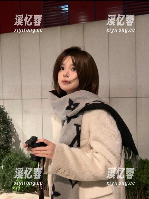 黑料社 黑料社苹果版,跟上社会节奏,瓜吃到天亮,完全不打烊!