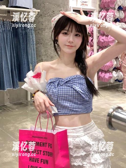 黑料网 在黑料网网站随便浪荡,新鲜八卦排队等着你来捧场!
