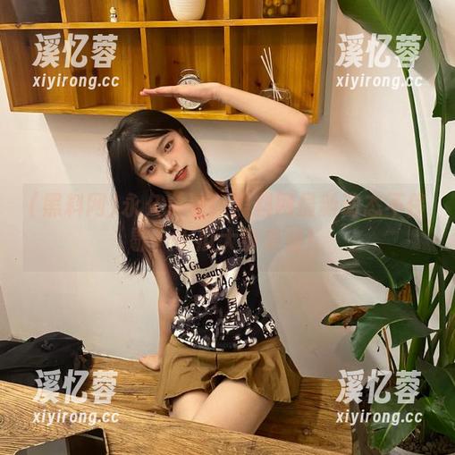 黑料网 永久关注!黑料网最新动态不停歇,小瓜大事来袭!
