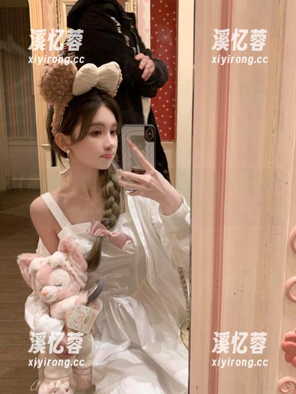 别怕熬夜，黑料网官网还在此，不打烊等你来围观！